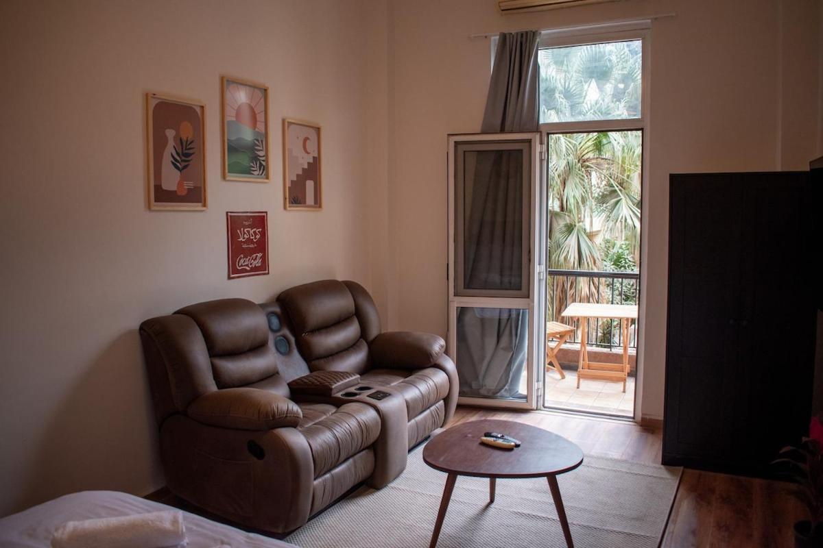 Luxury With Private Balcony 1007 *