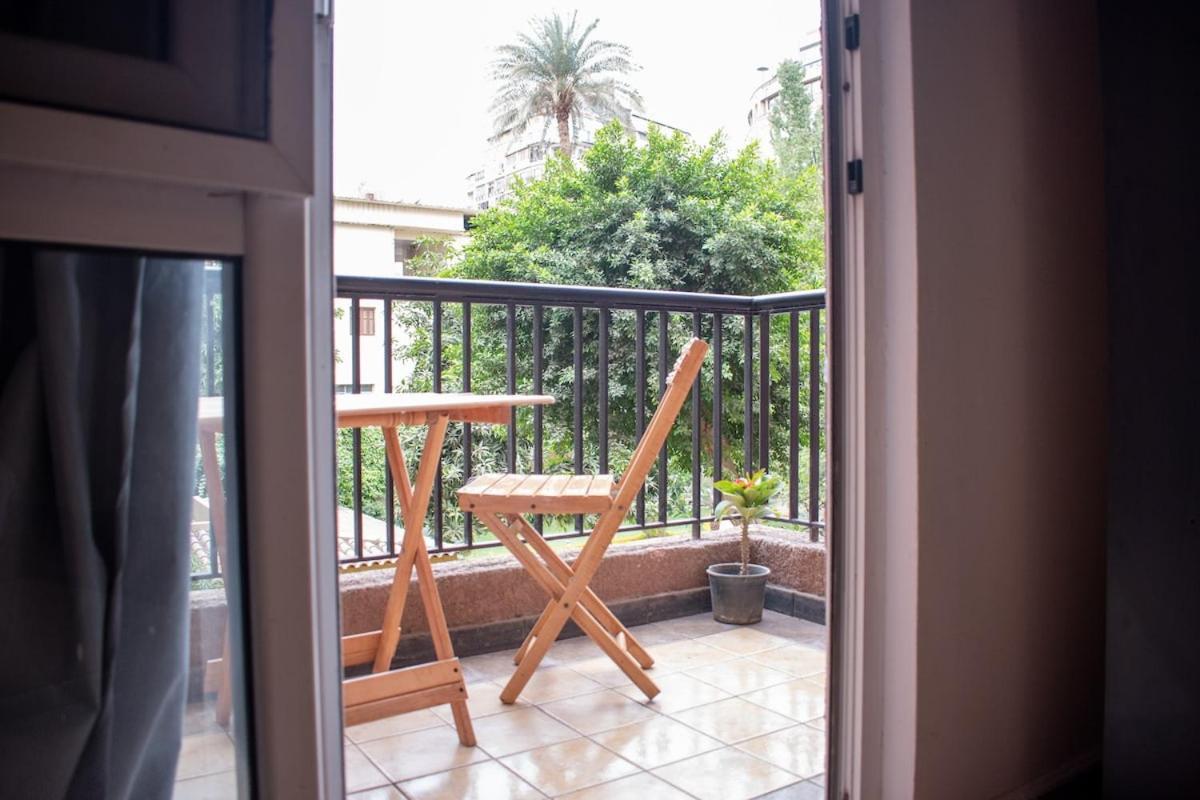 Luxury With Private Balcony 1007 Apartment Cairo
